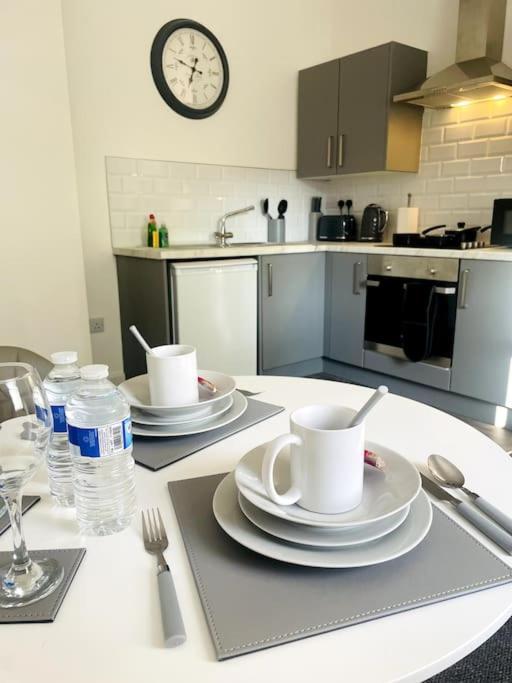 #10Bs 1 Bed Serviced Apartment Derby Ngoại thất bức ảnh