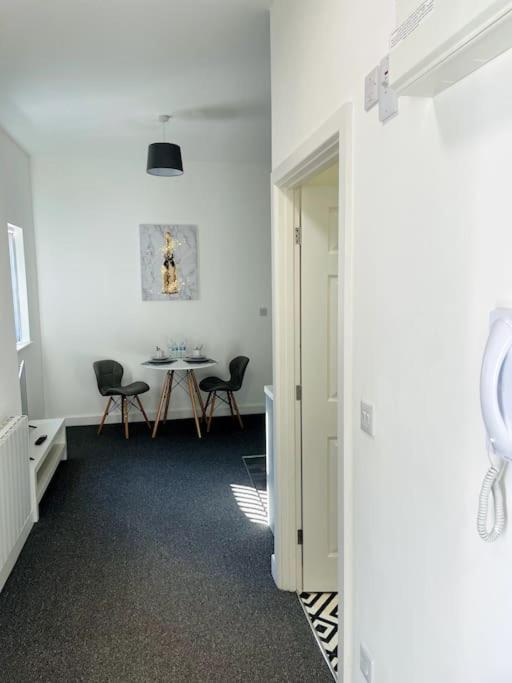 #10Bs 1 Bed Serviced Apartment Derby Ngoại thất bức ảnh
