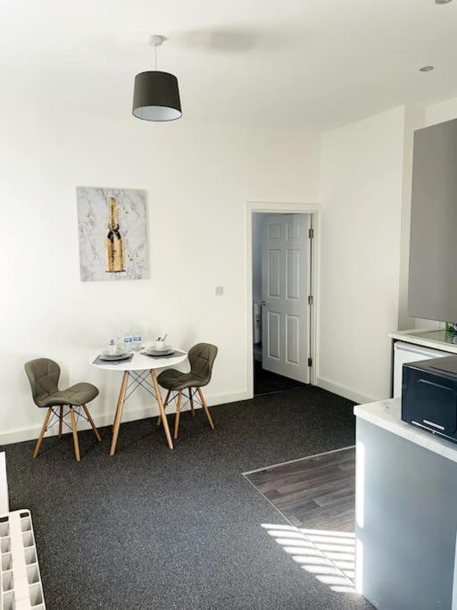 #10Bs 1 Bed Serviced Apartment Derby Ngoại thất bức ảnh