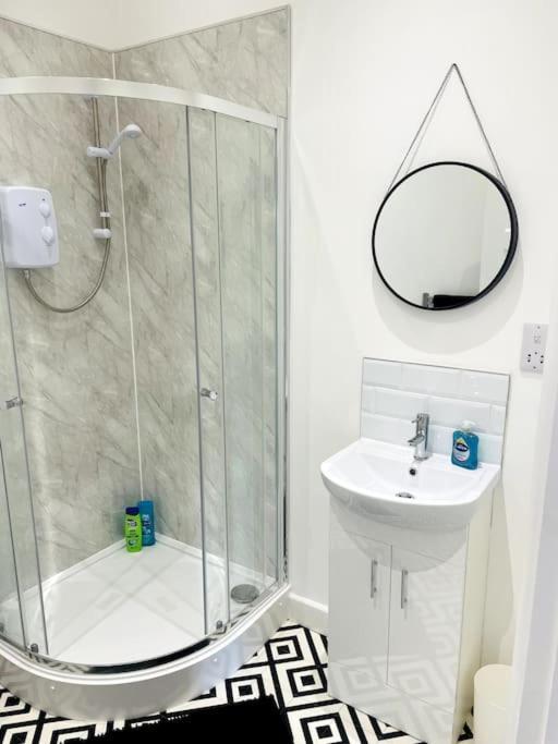 #10Bs 1 Bed Serviced Apartment Derby Ngoại thất bức ảnh